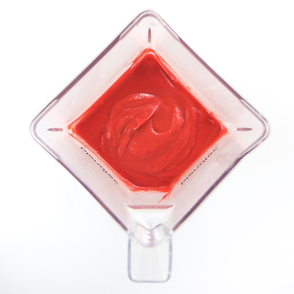 blender full of homemade baby puree.