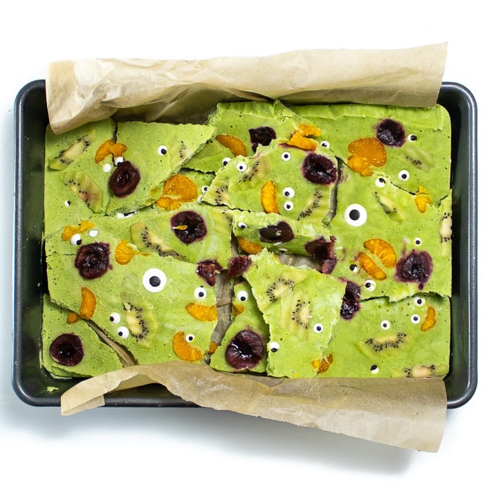 Baking sheet with frozen bark broken into pieces.