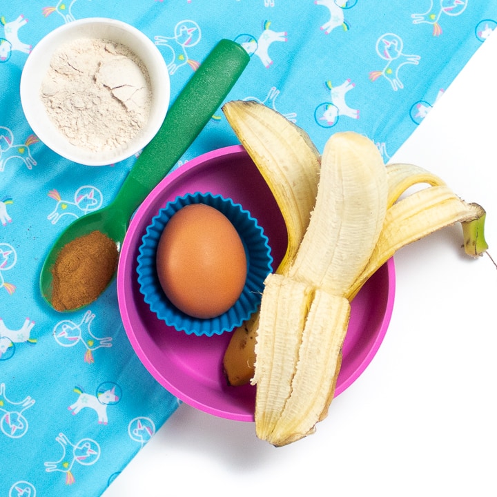 Ingredients for banana pancakes for baby.