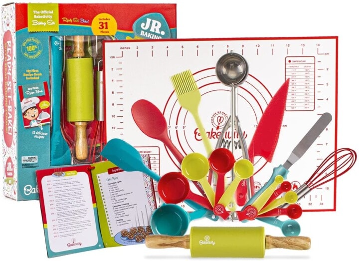 red green and blue set for kids baking and cooking.