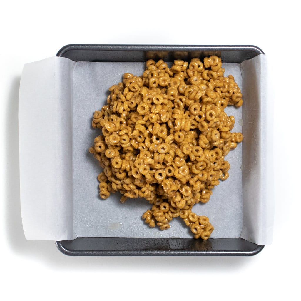 A baking dish full of cereal bars.